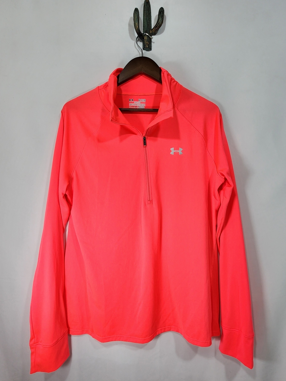 Under Armour Women's Neon Coral Half-Zip Performance Top Size Xl